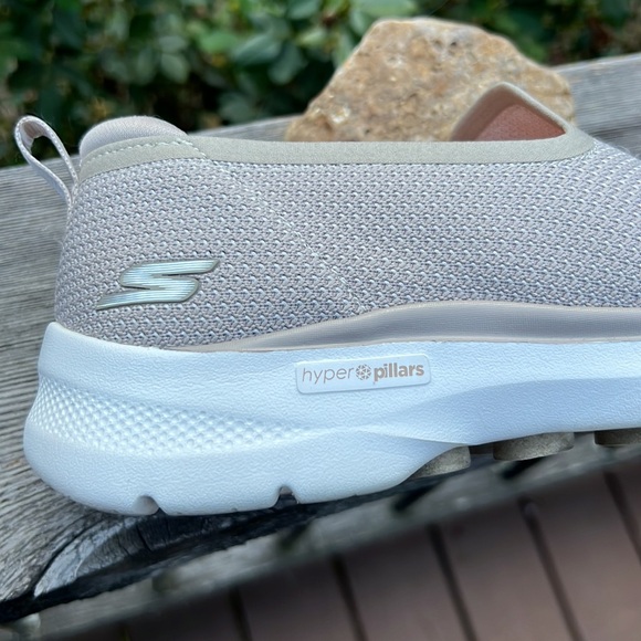 Skechers GoWalk6 slip on shoes (10W) - Picture 2 of 7